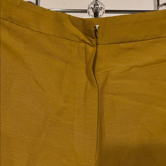 Kasper Suit  Yellow Blazer and slacks with Structured Silhouette. Buy be 4 12am🌺 - Picture 16 of 16